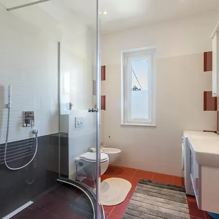 아파트 Ferula, 3 Bedroom Near Bacvice
