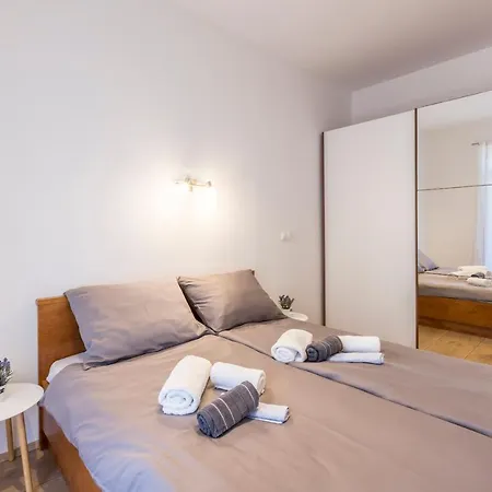 Ferula, 3 Bedroom Near Bacvice *