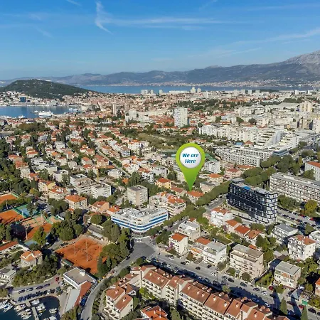 Апартаменты Ferula, 3 Bedroom Near Bacvice *