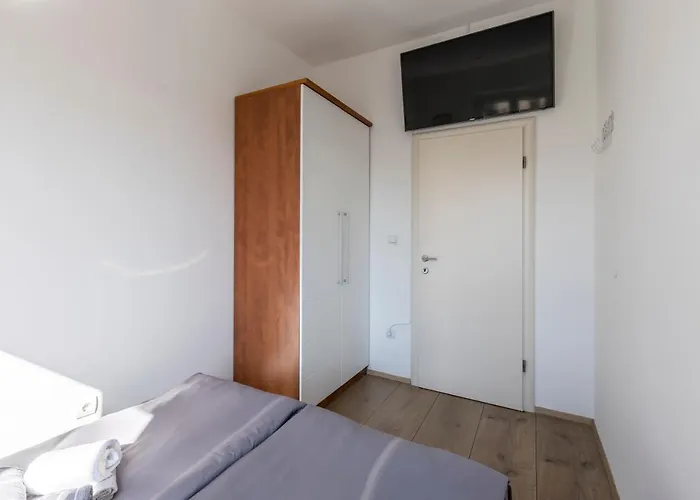 Ferula, 3 Bedroom Near Bacvice *