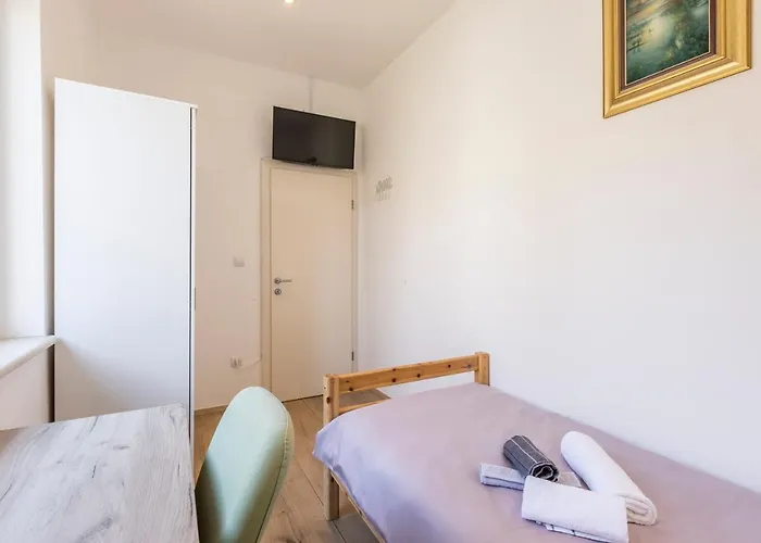 Appartement Ferula, 3 Bedroom Near Bacvice Split