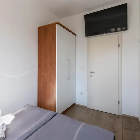 Ferula, 3 Bedroom Near Bacvice *